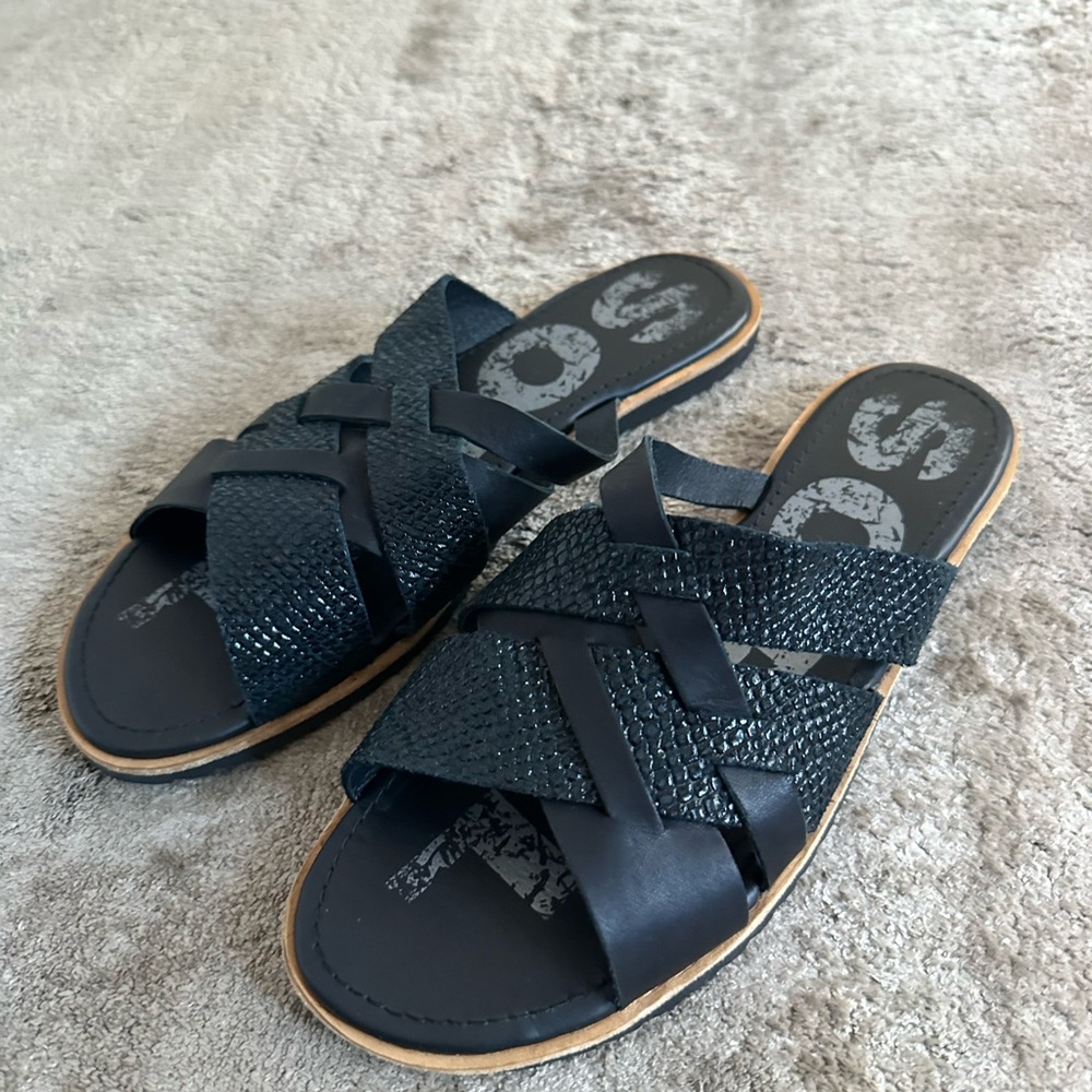 SOREL Black Women's  slip flat sandals